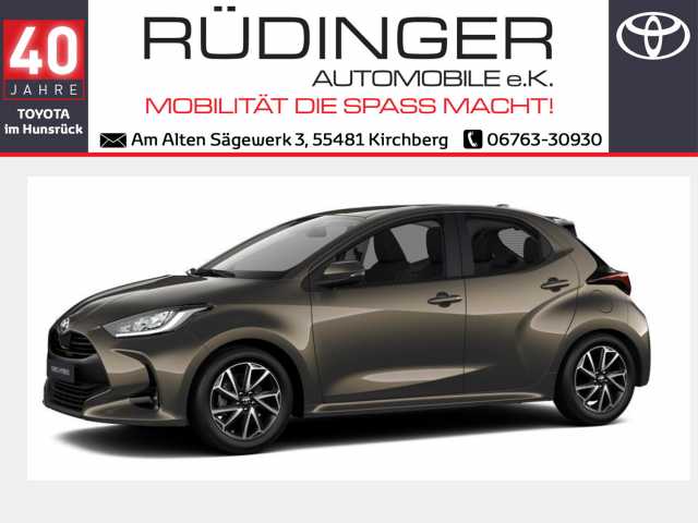 Toyota Yaris Hybrid 1.5 VVT-i Team Deutschland